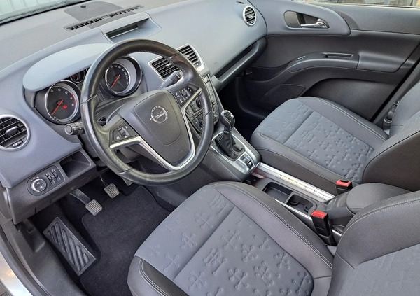 Opel Meriva cena 24800 przebieg: 173500, rok produkcji 2011 z Jarocin małe 232